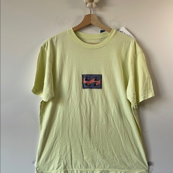 Billabong Chest Wave Washed Short Sleeve T-Shirt - Picture 1 of 8